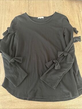 Pleione Black Long Sleeve Bow Sleeve Top
